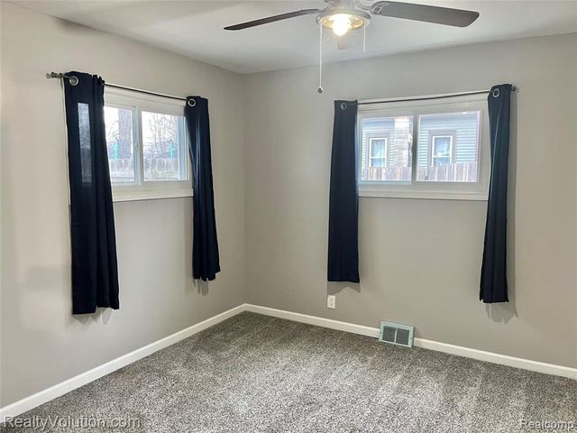 4723 4th Street, Columbiaville, MI 48421