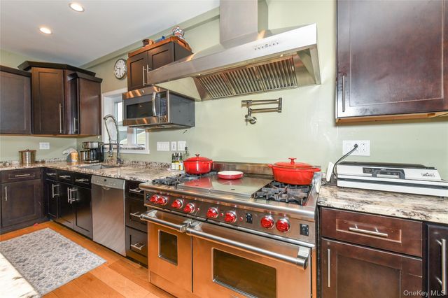 2688 Rosebud Avenue, Merrick, NY 11566