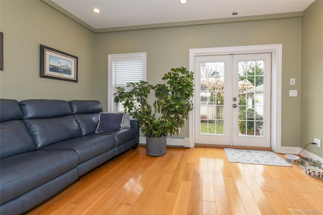 2688 Rosebud Avenue, Merrick, NY 11566