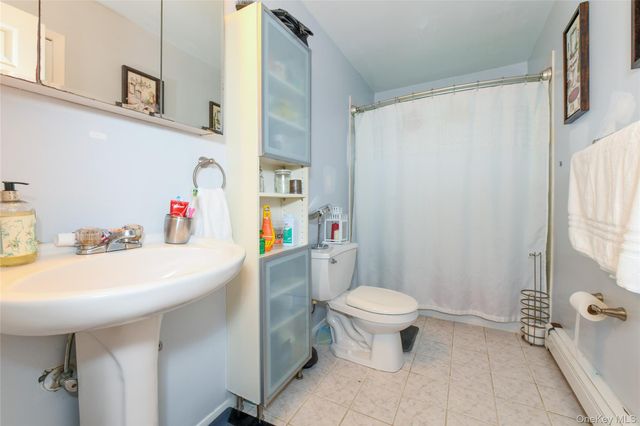 2688 Rosebud Avenue, Merrick, NY 11566