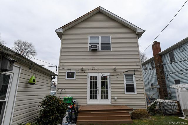 2688 Rosebud Avenue, Merrick, NY 11566