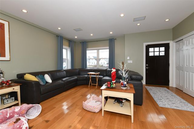 2688 Rosebud Avenue, Merrick, NY 11566