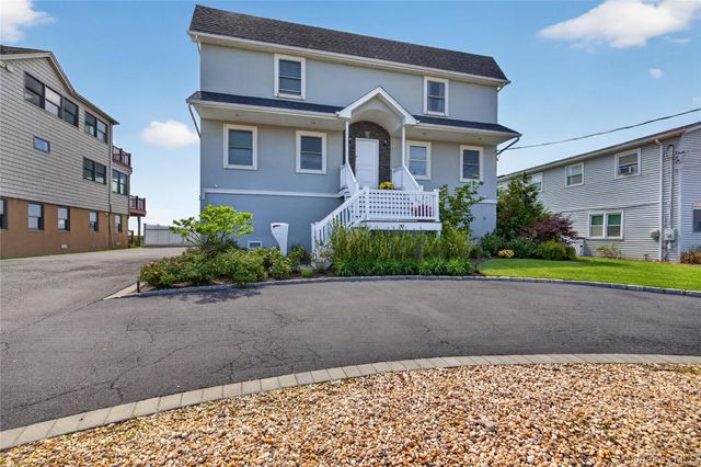 30 Milton Road, Babylon, NY 11702