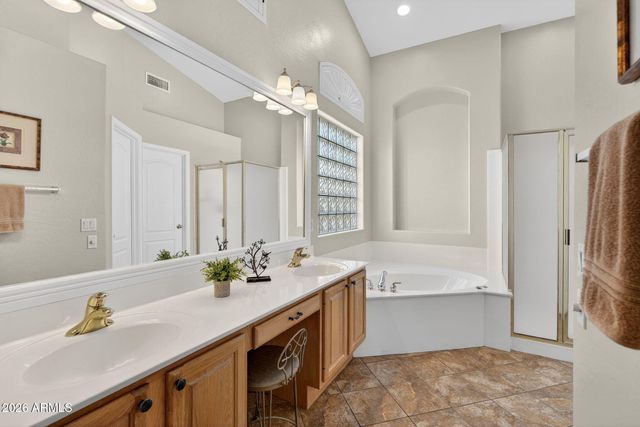 1162 W CHILTON Avenue, Gilbert, AZ 85233