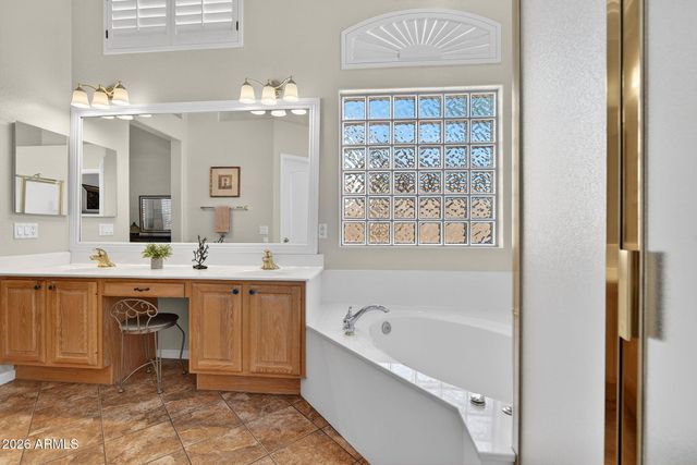 1162 W CHILTON Avenue, Gilbert, AZ 85233