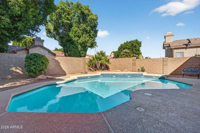 1162 W CHILTON Avenue, Gilbert, AZ 85233