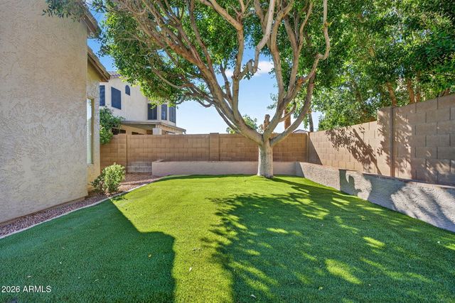 1162 W CHILTON Avenue, Gilbert, AZ 85233