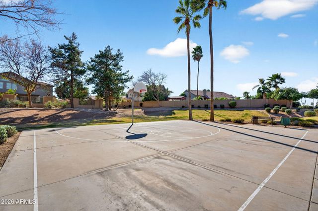 1162 W CHILTON Avenue, Gilbert, AZ 85233