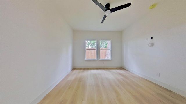 406 Indiana Street, Arlington, TX 76011