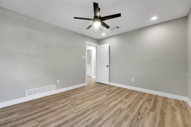 3919 San Miguel Court, Arlington, TX 76016