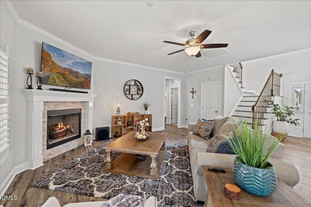 338 Oakhaven Drive, Holly Springs, NC 27540