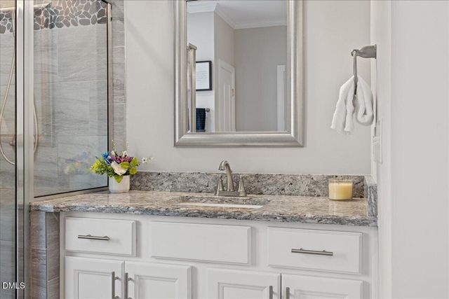 338 Oakhaven Drive, Holly Springs, NC 27540