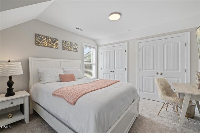 338 Oakhaven Drive, Holly Springs, NC 27540