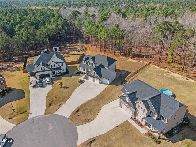 338 Oakhaven Drive, Holly Springs, NC 27540