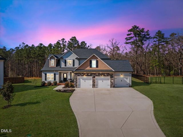 338 Oakhaven Drive, Holly Springs, NC 27540