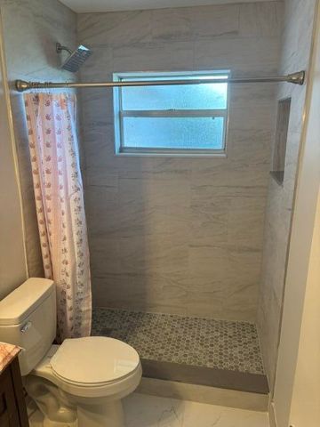681 SW 14TH Street, Deerfield Beach, FL 33441