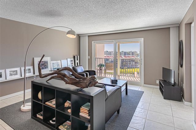 7600 SUN ISLAND DRIVE S 707, South Pasadena, FL 33707