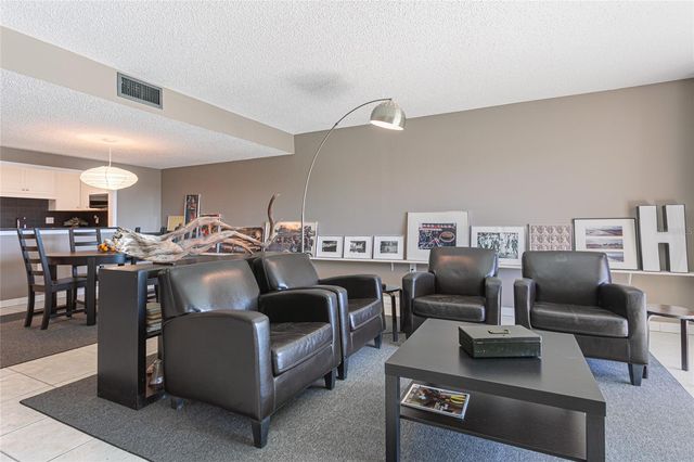 7600 SUN ISLAND DRIVE S 707, South Pasadena, FL 33707