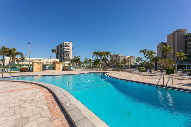 7600 SUN ISLAND DRIVE S 707, South Pasadena, FL 33707