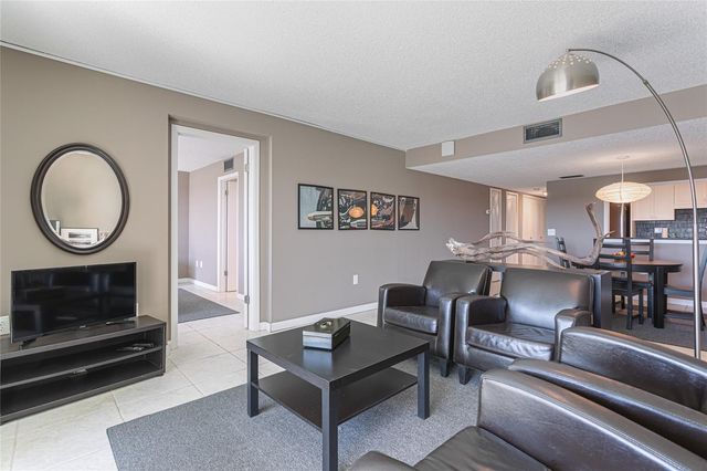 7600 SUN ISLAND DRIVE S 707, South Pasadena, FL 33707