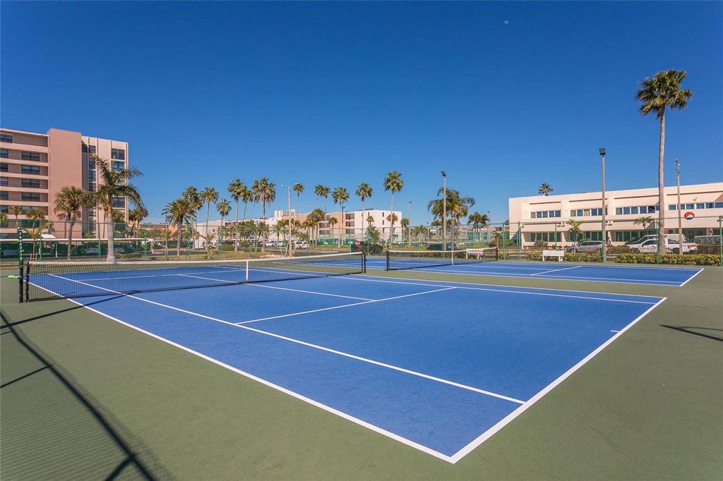 Image 25 of property listing at 7600 SUN ISLAND DRIVE S 707, South Pasadena, FL 33707