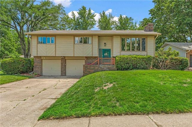 3409 Trail Road, Lawrence, KS 66049