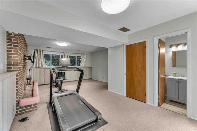 3409 Trail Road, Lawrence, KS 66049