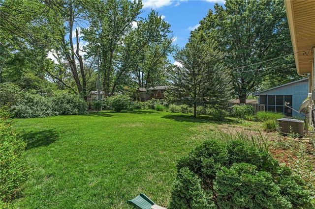 3409 Trail Road, Lawrence, KS 66049