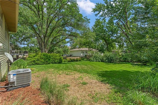 3409 Trail Road, Lawrence, KS 66049