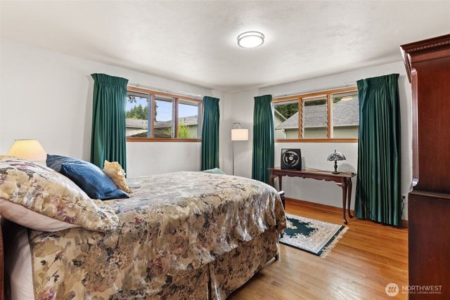 921 S 7th Avenue SW, Olympia, WA 98512