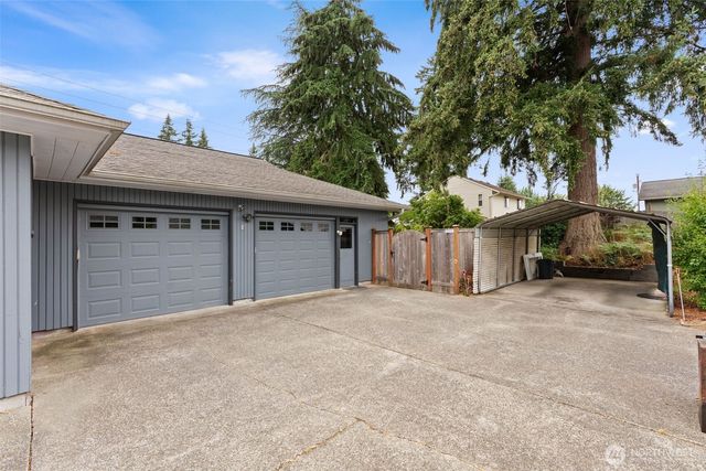 921 S 7th Avenue SW, Olympia, WA 98512
