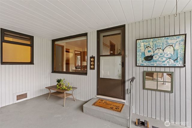921 S 7th Avenue SW, Olympia, WA 98512