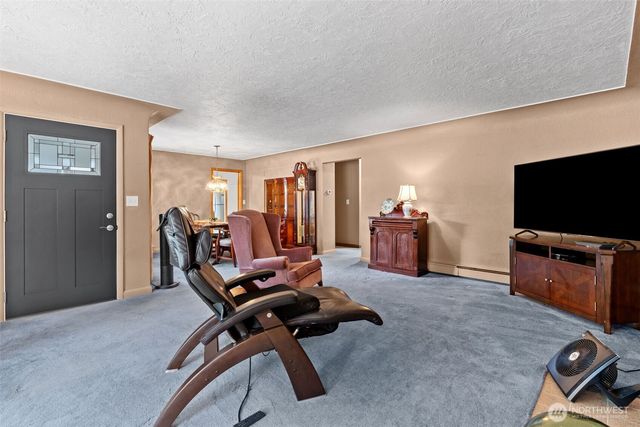 921 S 7th Avenue SW, Olympia, WA 98512