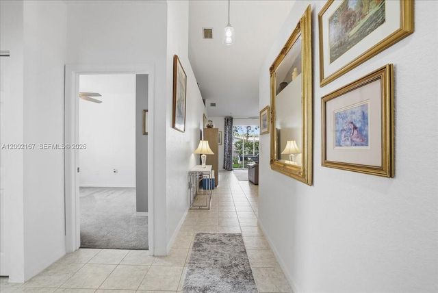 7600 S Aragon Blvd 1, Sunrise, FL 33322