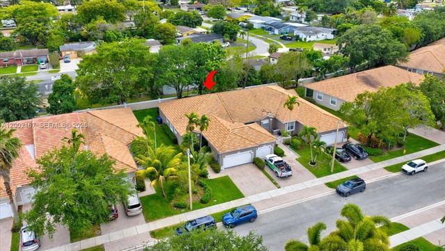 7600 S Aragon Blvd 1, Sunrise, FL 33322