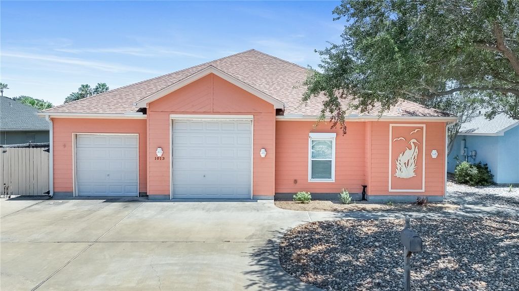 1013 Pompano, Aransas Pass, TX 78336