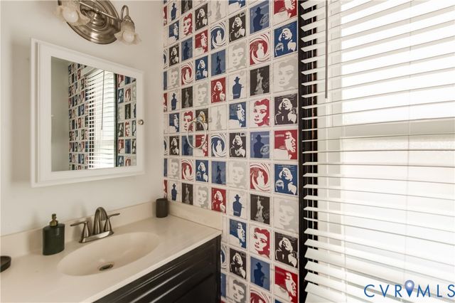 14300 Shale Pl, Chester, VA 23836