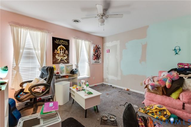 14300 Shale Pl, Chester, VA 23836