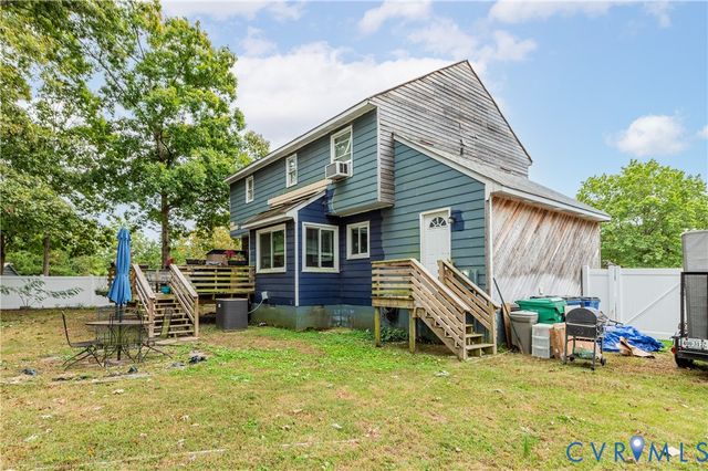 14300 Shale Pl, Chester, VA 23836