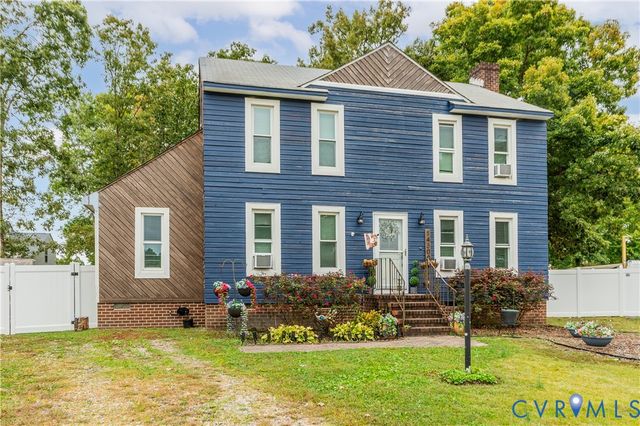 14300 Shale Pl, Chester, VA 23836