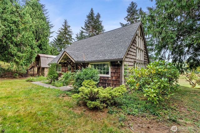 17 McKinney Road, Raymond, WA 98577