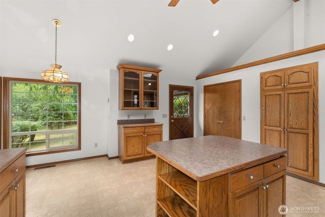 17 McKinney Road, Raymond, WA 98577