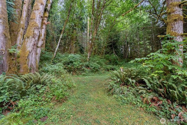 17 McKinney Road, Raymond, WA 98577