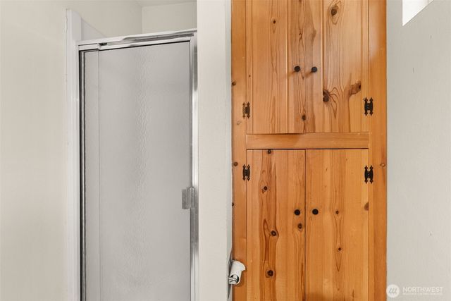 17 McKinney Road, Raymond, WA 98577