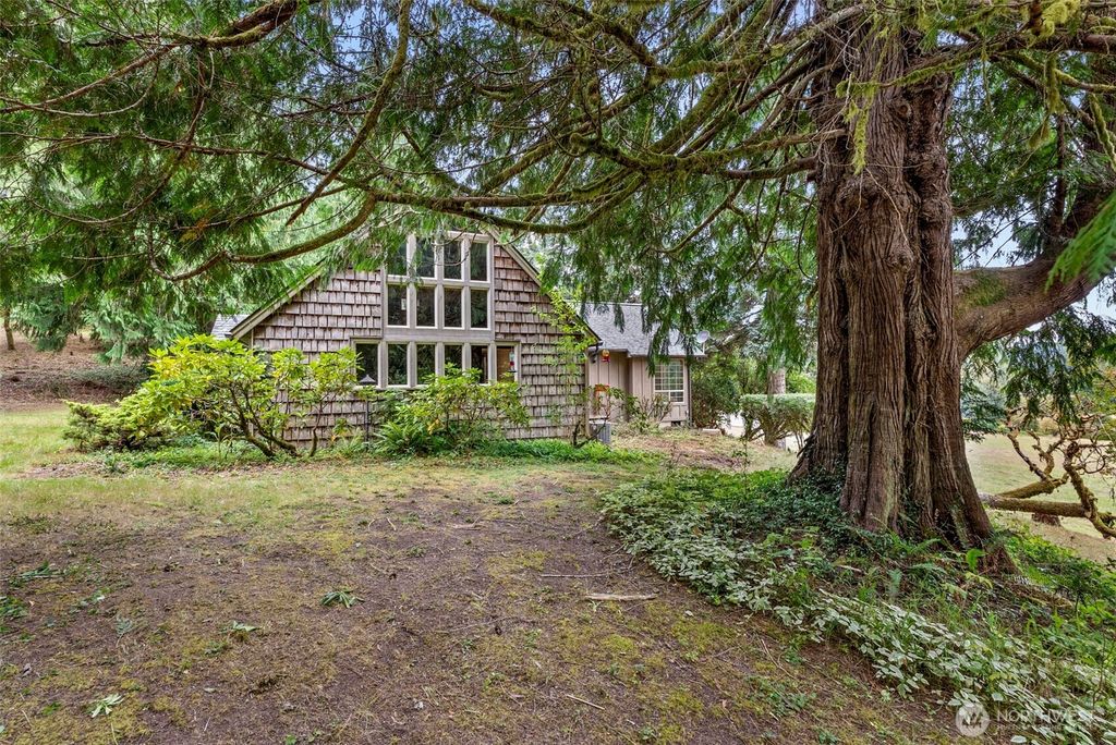 17 McKinney Road, Raymond, WA 98577