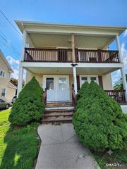 54 North Pearl Street, Meriden, CT 06450
