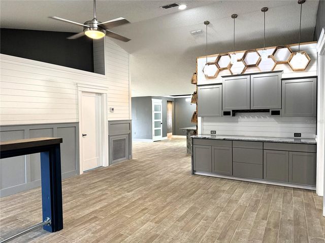 6172 RALEIGH STREET, Spring Hill, FL 34606