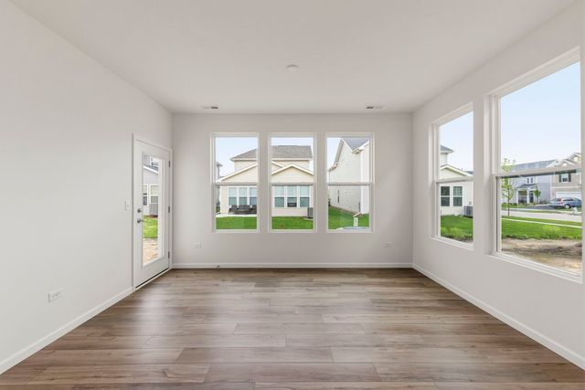 2680 Lawlor Lane, Naperville, IL 60564