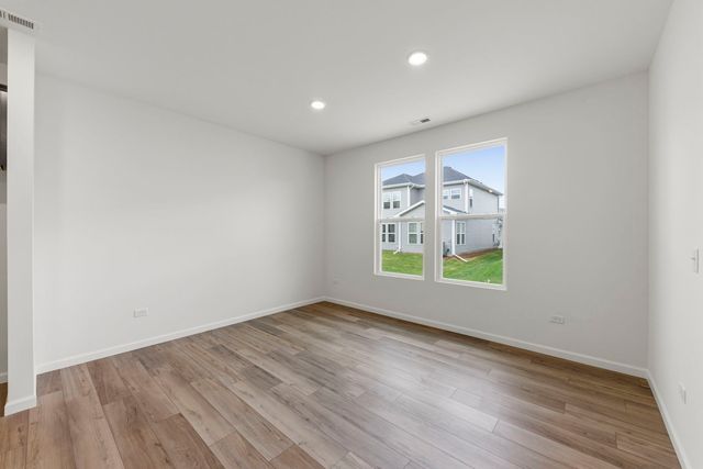 2680 Lawlor Lane, Naperville, IL 60564