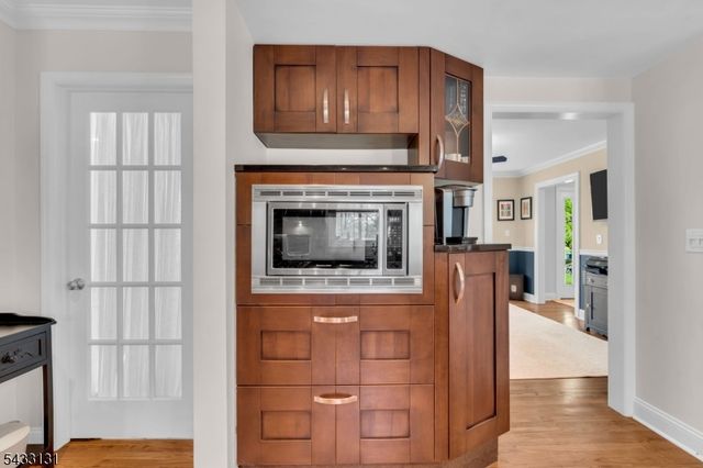 566 Glen Ridge Dr, Bridgewater Twp., NJ 08807